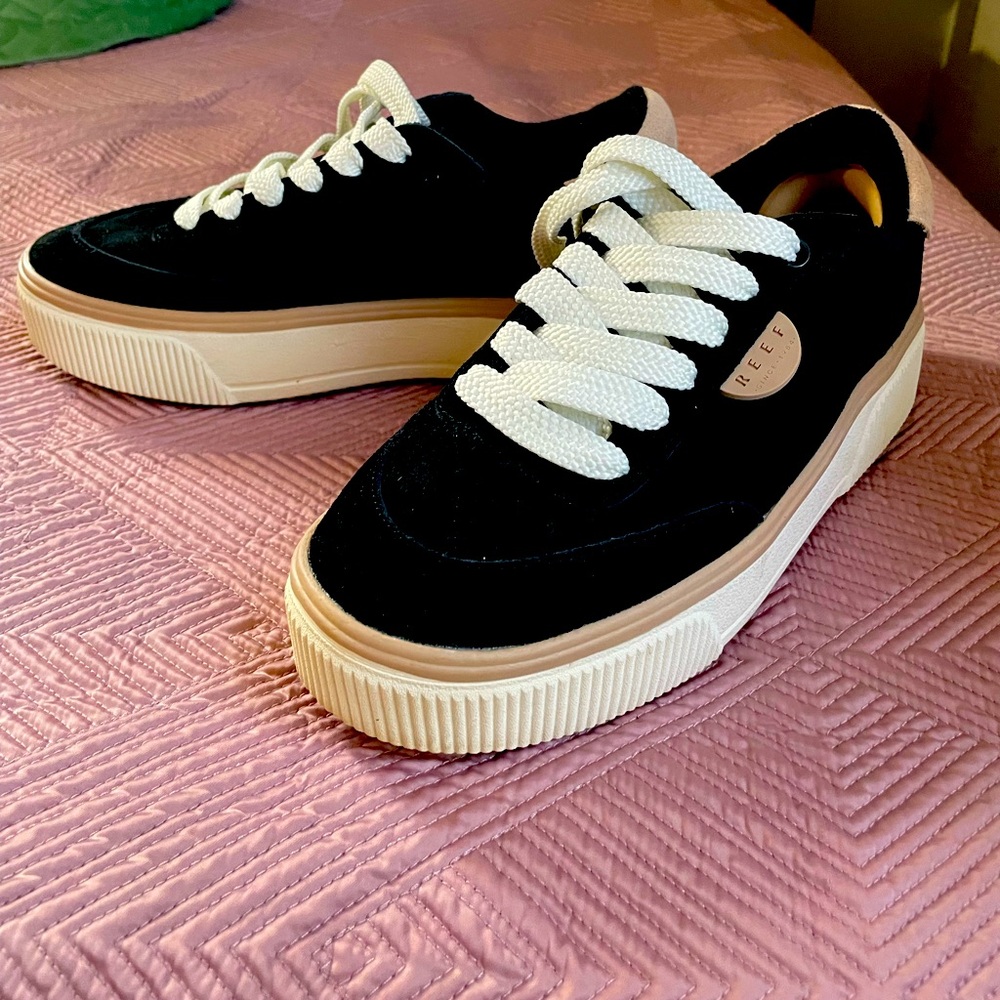 Reef suede platform sneakers